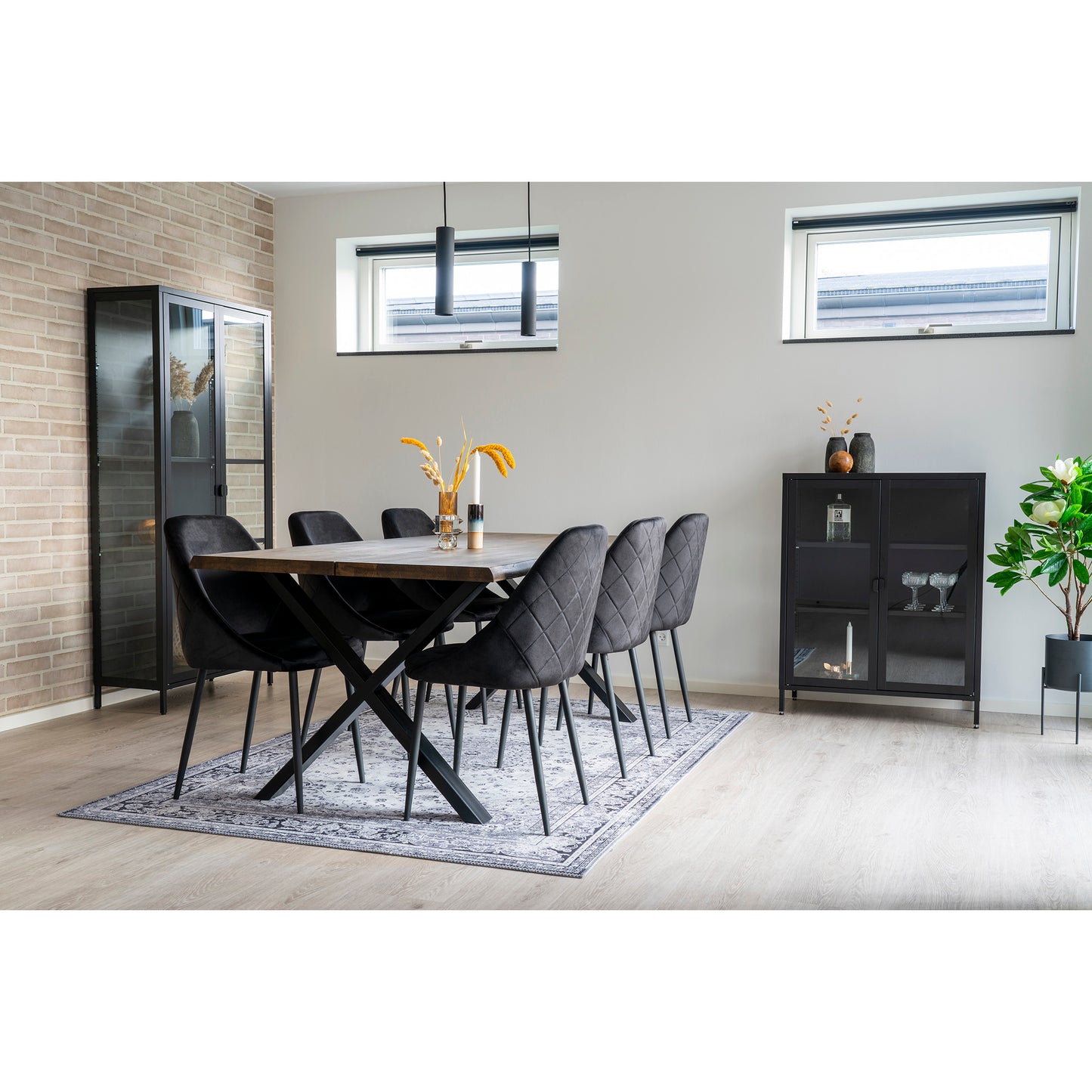 Design Stuhl LAGOS (2er Set) schwarz Samt