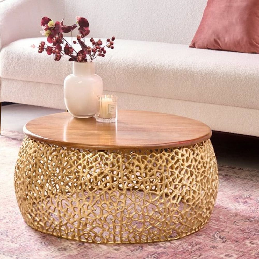 Extravaganter Couchtisch RIXOS ca.73cm gold Metall Akazie – LebensWohnArt