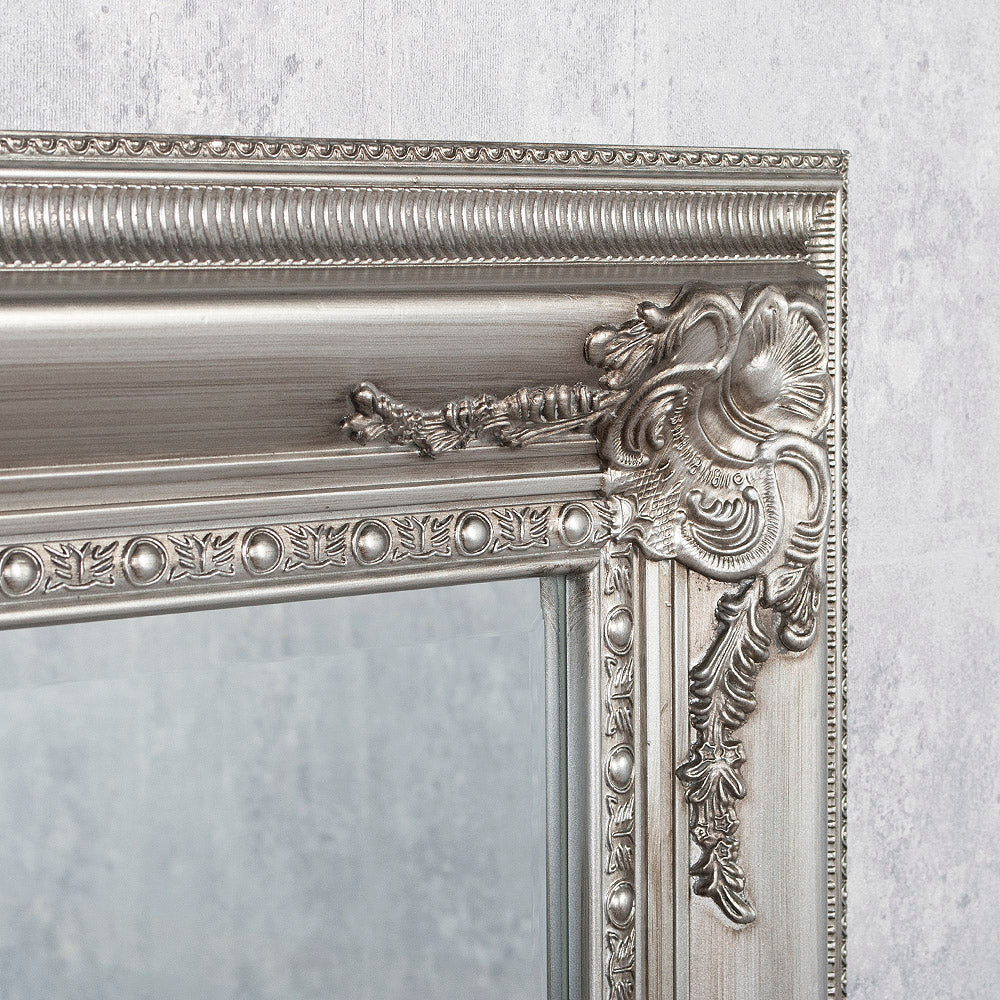 Romantischer Barock Spiegel EVE Silber-Antik ca. 180x100cm