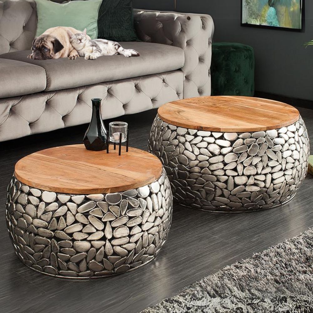 Extravagantes 2er-Set Couchtisch PIEDRA silber Aluminium Mangoholz – LebensWohnArt