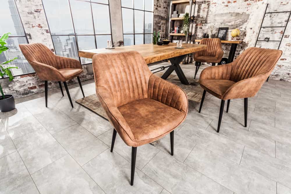 Eleganter Stuhl MILAN Mikrofaser Vintage-Braun Armlehnen