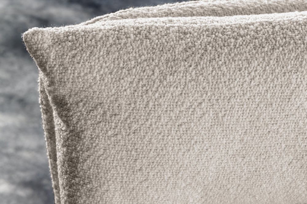 Bequemer Drehstuhl CHARLES mit Federkernpolsterung beige Bouclé