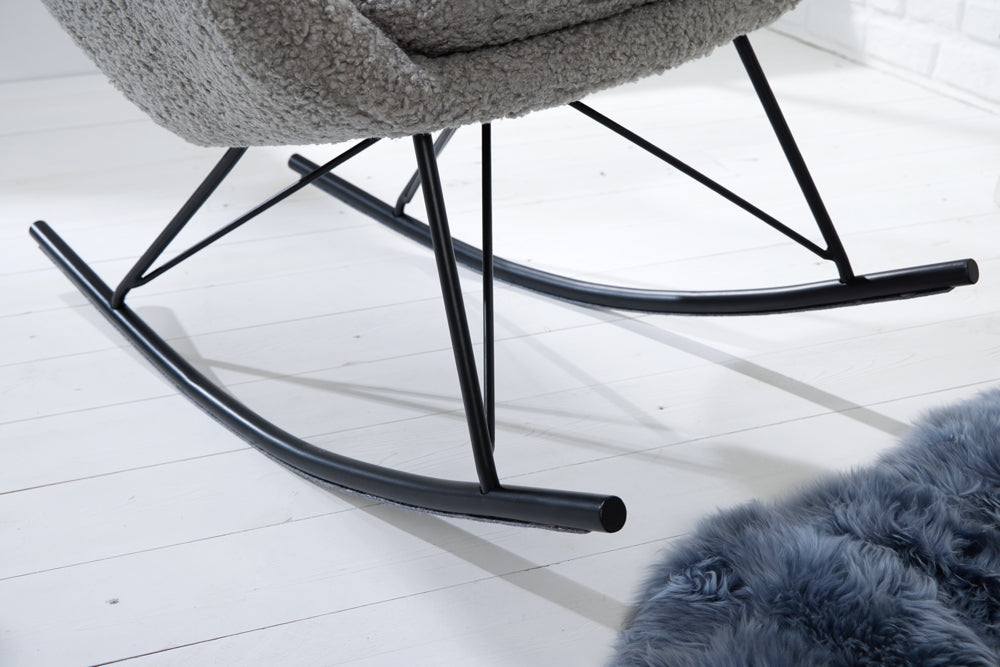 Bequemer Schaukelstuhl HYGGE grau Bouclé Sessel