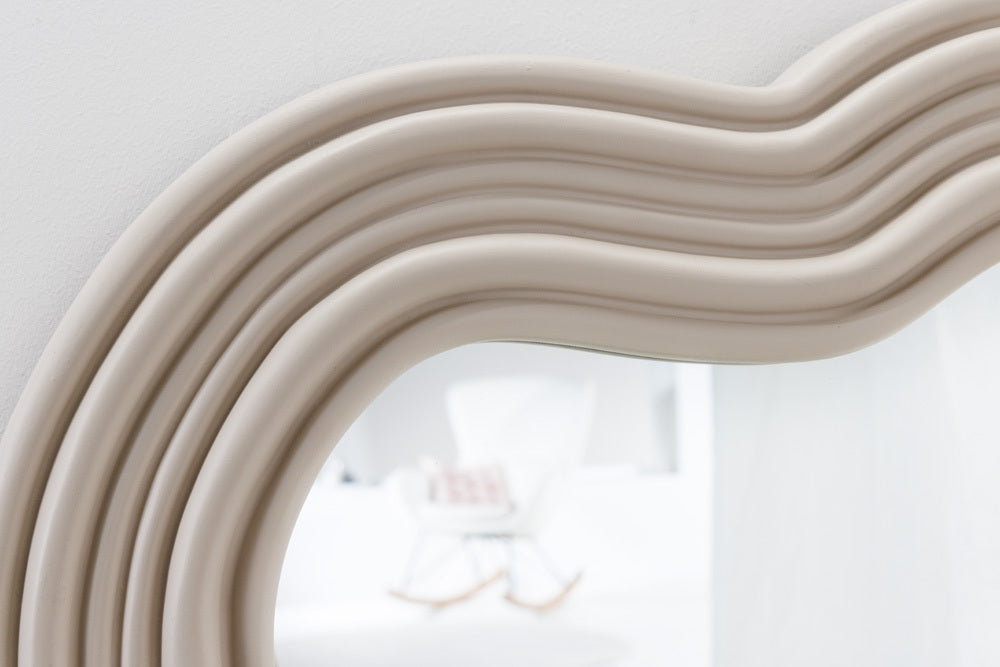 Extravaganter Design Spiegel 100x52cm DIVINA greige