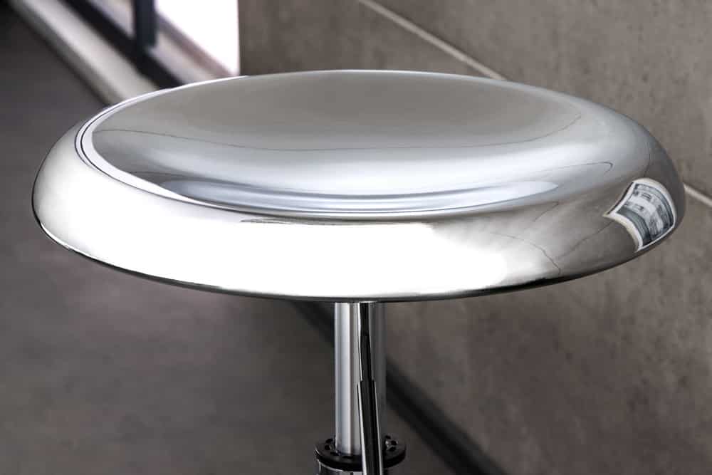 Urbaner Barhocker FABRICA Chrom silber höhenverstellbar Metall