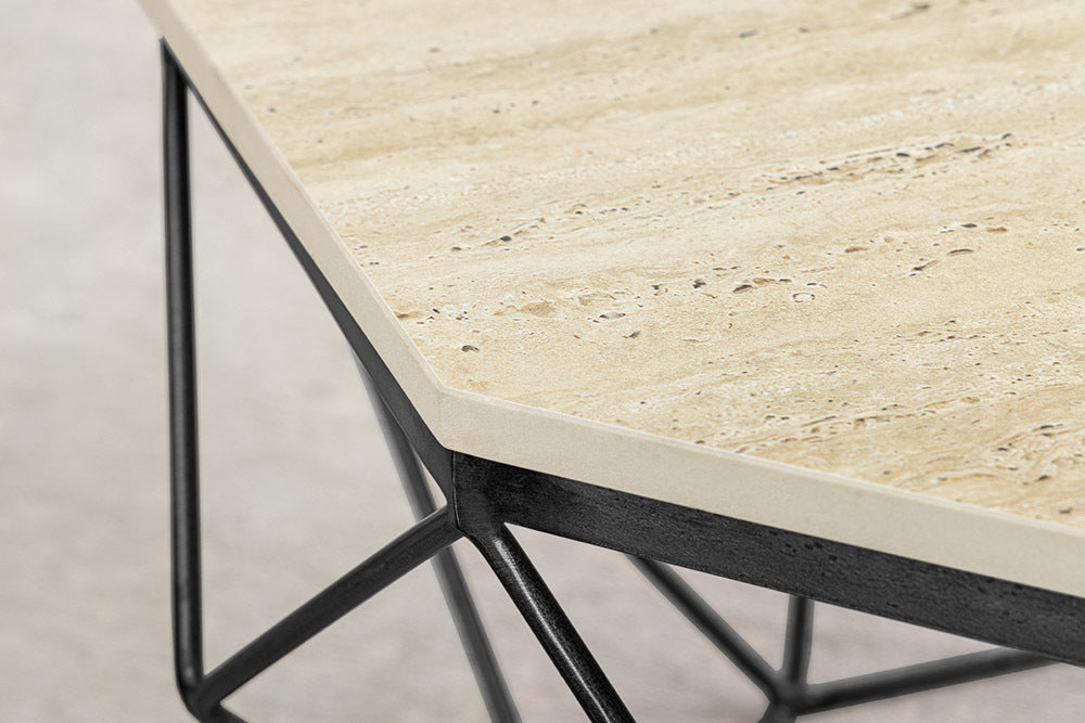 Exklusiver Couchtisch BIJOUX ca.70cm beige Travertin schwarz Metall – LebensWohnArt