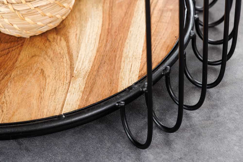 Moderner Beistelltisch PRAWDA 50cm Akazie natur Eisengestell