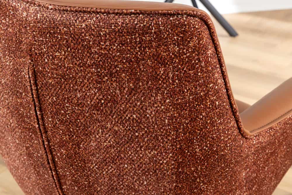 Drehbarer Echtleder Stuhl GEORGE cognac mit Armlehne Strukturstoff