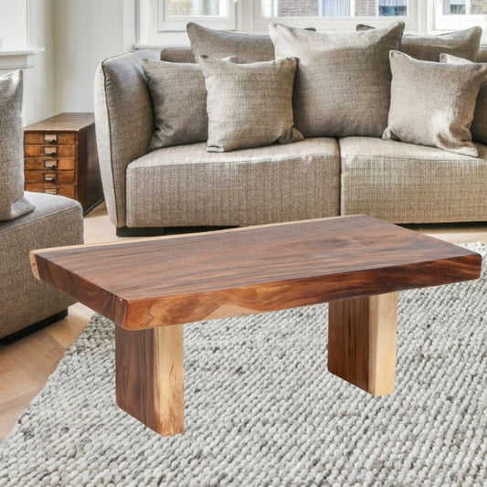 Massiver Unikat Couchtisch SUAR 120cm Natural Baumkante