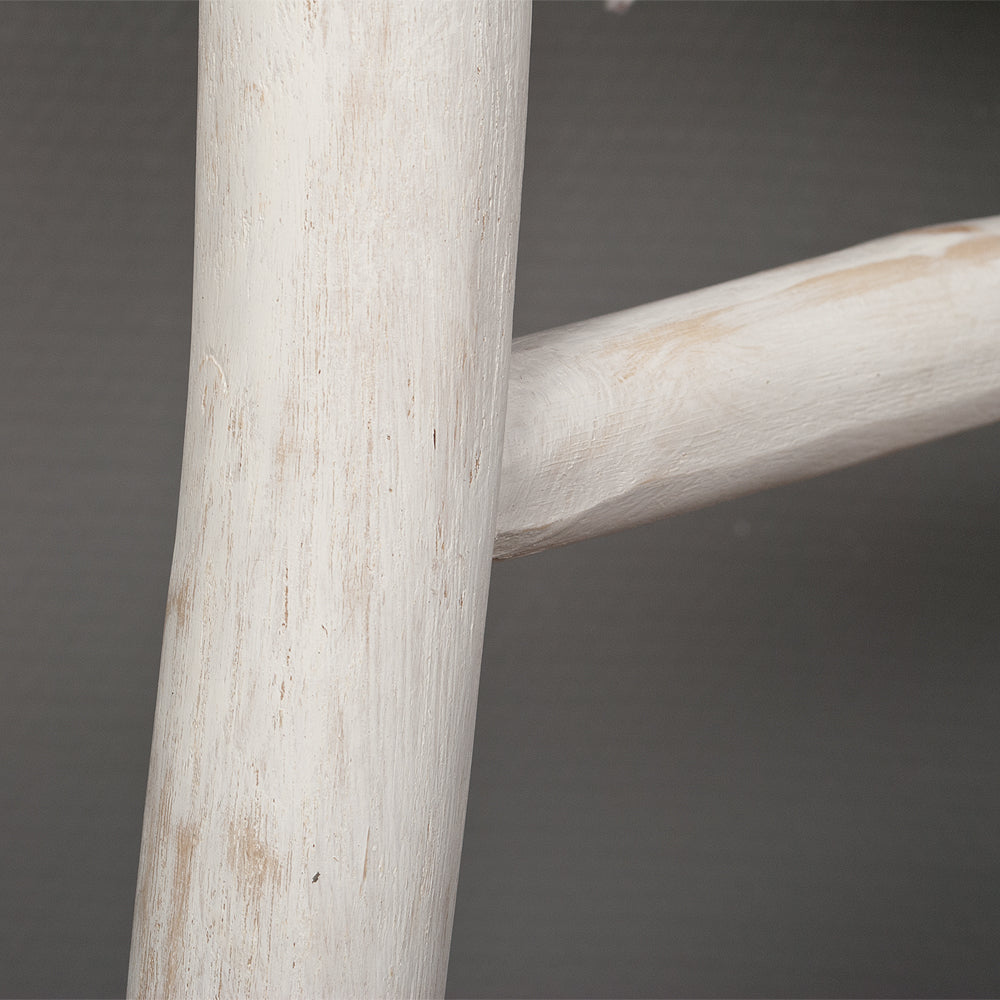 Deko-Leiter KEPALA H180cm White Wash Teak Handtuchhalter